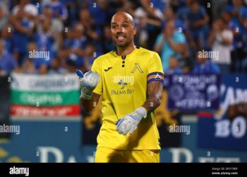 НЕВИЖДАНО! Николай Михайлов в Екшън на Европейска сцена! Какво направи вратарят на Левски, което ШОКИРА всички?!