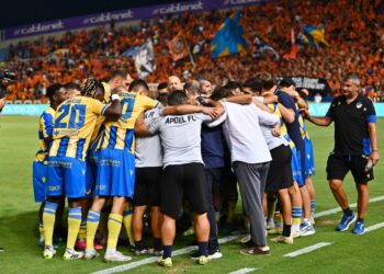 Η ΑΠΟΕΛ αντιμετωπίζει πιθανές αφαιρέσεις βαθμών μετά από εικασίες για χρησιμοποίηση ποδοσφαιριστών με παράνομες υπογραφές