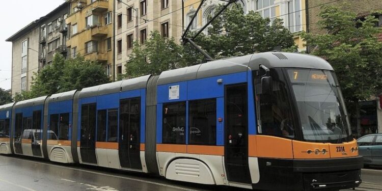 Стачката в градския транспорт в столицата на България усложнява организацията на зрелостните изпити