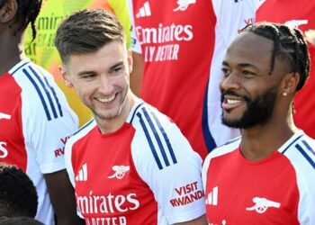 ЦСКА София постигна споразумение с Арсенал за нежелания шотландски защитник Киърън Тиърни с договор за четири години, преди новия сезон, за да подсили защитата си с повече опит