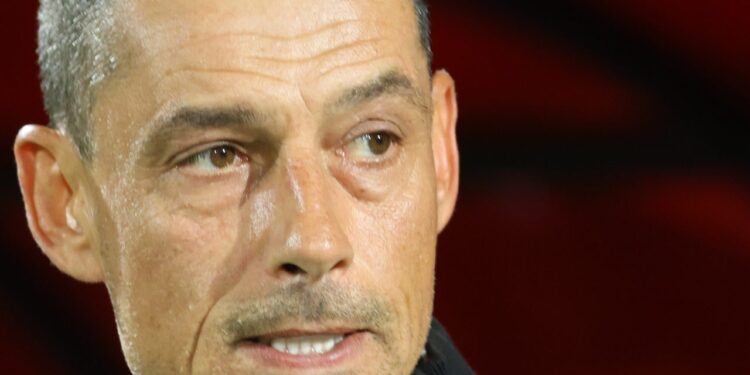 180,000 ЛЕВА НА ВЯТЪРА! СРАМЪТ В КЪРДЖАЛИ СЕГА ПРЕСЛЕДВА ТОМАС ЛИЧНО – ФЕНОВЕТЕ ПУСКАТ ВУЛГАРНА ШЕГА: “ЖЕНА МУ ЩЕ ГО БИЕ!”