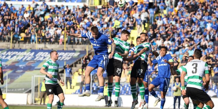 Легендарната деветка на Левски почти одобри селекцията, но настоя за нов нападател, който да конкурира Алекс Колев