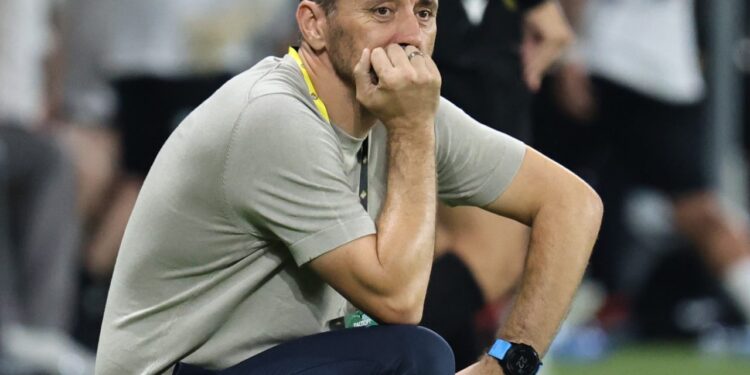 “АЗ ЗНАМ НЕГОВАТА ИГРА!” ЛЕГЕНДА НА БОТЕВ РАЗКРИВА ПЛАНА НА КЕРКЕЗ В ЦСКА: “ТОЙ МИ КАЗА – ТИТЛА ИЛИ ТОТАЛНА ВОЙНА!”