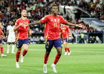 Сензация! Невероятното Завръщане на Спасителя на ЦСКА Разтърсва Футболна България и Вдъхва Нова Надежда!