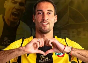 🟡⚫️Напрежение в Ботев (Пловдив): Капитанът Ивелин Попов е изправен пред несигурно бъдеще