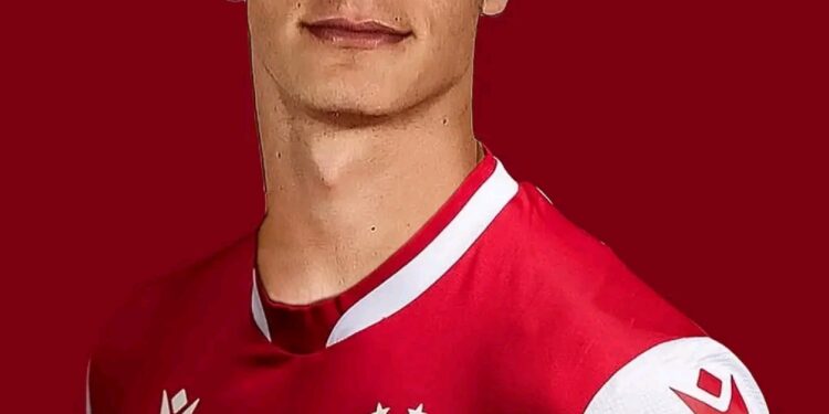 ЦСКА София подписва с младежкия национал Теодор Иванов, син на легендата на “червените” Валентин Илиев, осъществявайки мечтания трансфер на Душан Керкез