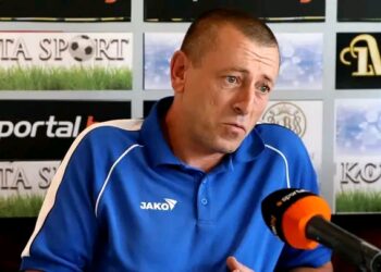 Сензационно: Изненада за Бисер Иванов! Фенове и Отборът Почетоха Несравнимата Легенда на Футбола с Грандиозен Рожден Ден!