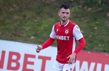 Лапеня: Направихме слаб сезон, ЦСКА трябва да се бори за титлата