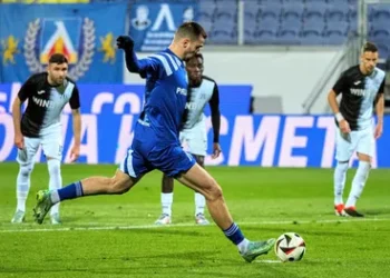 Разтърсващо! Голът, който накара света да замръзне – рефери и ВАР безпомощни пред необяснимата магия на терена!