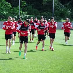 Чужденец ще тренира вратарите на ЦСКА.