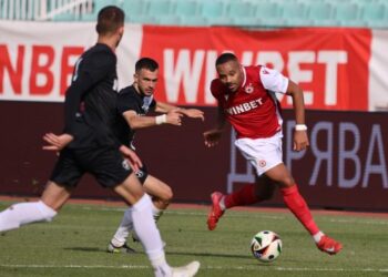 Гваделупа Отстъпва пред Ямайка във Вълнуващ Мач за Купата на КОНКАКАФ