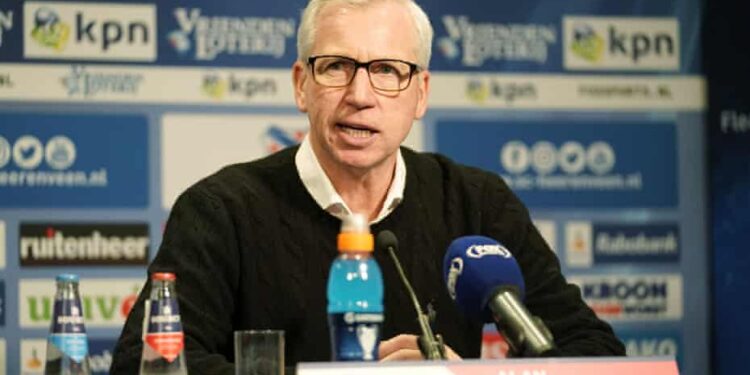 СПЕШЕН ПРИЗИВ ОТ ЦСКА: ДИРЕКТОРЪТ МОЛИ БЪЛГАРИЯ ДА СПАСИ ЛЮБИМИЯ КЛУБ ЧРЕЗ АКЦИИ, ИКОНОМИЧЕСКИ КОЛАПС НА ХОРИЗОНТА!