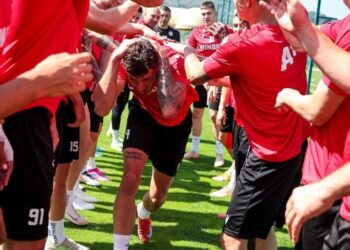 Новата Звезда на ЦСКА Теодор Иванов Се Цели да Надживее Семейната Легенда