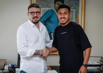 СВРЪХНОВИНА: Разкрита е сумата, която Левски плаща за Рилдо – бразилецът е вторият най-скъпоплатен играч на “Герена