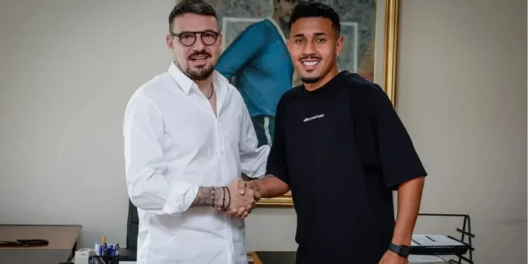 СВРЪХНОВИНА: Разкрита е сумата, която Левски плаща за Рилдо – бразилецът е вторият най-скъпоплатен играч на “Герена