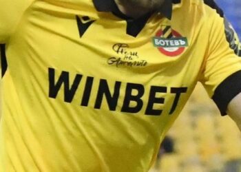 Илиян Филипов потвърждава ангажимента си за спасяването на Ботев (Пловдив) на фона на финансова несигурност. Пълни подробности.