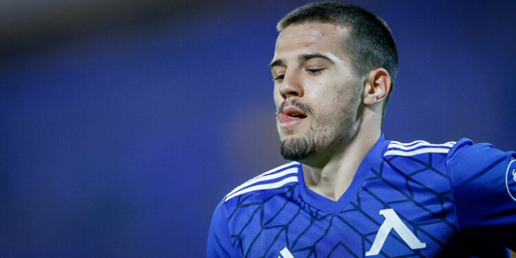 Съндърланд предлага 5 милиона евро за Марин Петков, като личните условия с играча вече са договорени