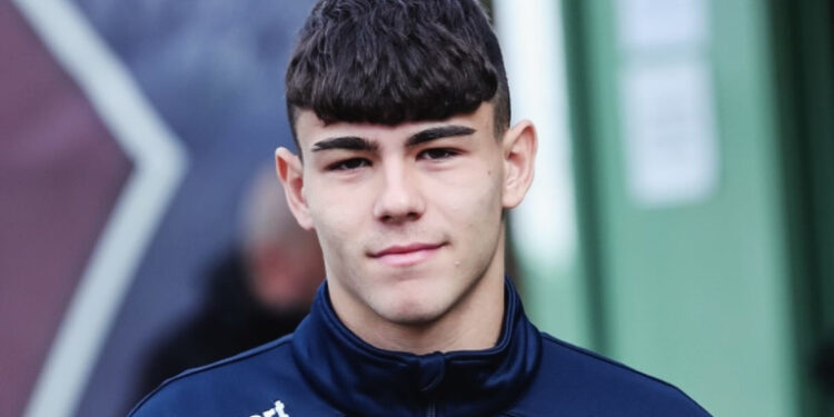 ТРАНСФЕРНА САГА: Желан от ЦСКА и Левски, сега гледа към Чемпиъншип