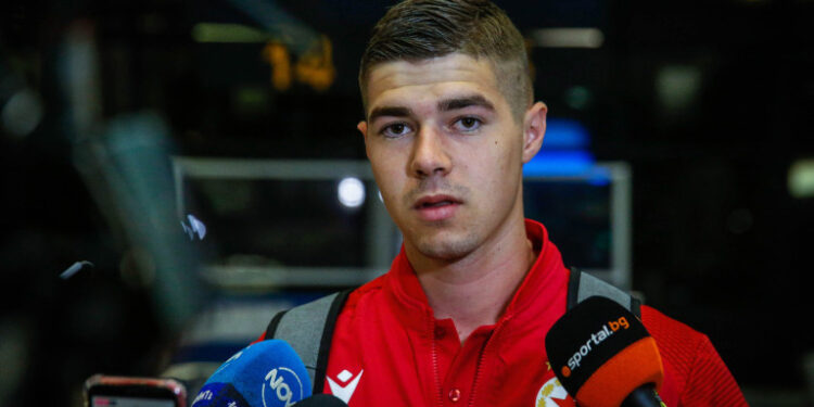 Душан Керкез иска Станислав Шопов извън клуба това лято, вече има избран заместник