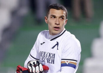 Бившият вратар на Левски София Пламен Андреев се завърна в Левски София, след като прекрати договора си с Фейенорд, скоро започва тренировки