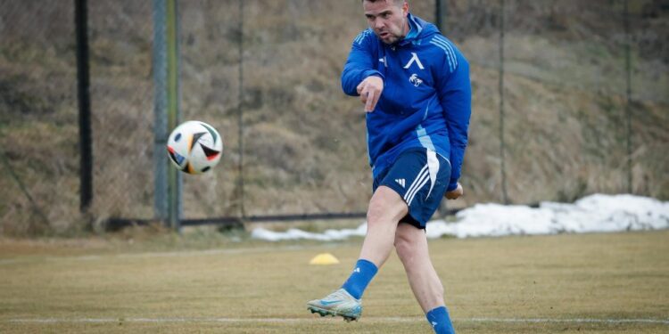 ЕКСКЛУЗИВНО: ШОК В ЛЕВСКИ! ИСТИНСКИТЕ ПРИЧИНИ ЗА ИЗНЕНАДВАЩОТО НАПУСКАНЕ НА АЛЕКС ВЕЧЕ НЕ СА ТАЙНА – ЕТО ЦЯЛАТА ДРАМА!