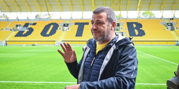 Обрат при Илиян Филипов – ще вложи всички усилия за запазването на Ботев Пловдив в efbet Лига