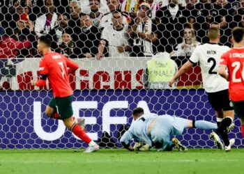 Проклятието “Консейсао” и Роналдо смълчаха Германия