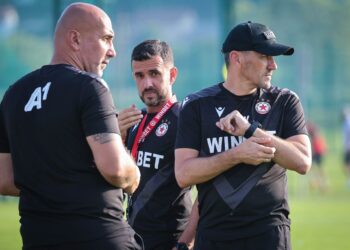 🚨 ГОЛЯМО РАЗОЧАРОВАНИЕ ЗА ЦСКА: Защитникът на ЦСКА е информирал спортния директор на ЦСКА Пол Нова, че иска да напусне клуба и няма намерение да играе отново за тях преди новия сезон!