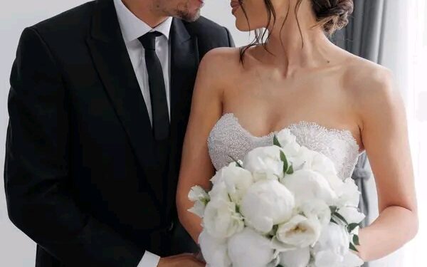 Îi doresc o călătorie frumoasă în căsătorie lui Nicușor și Cătălina Bancu