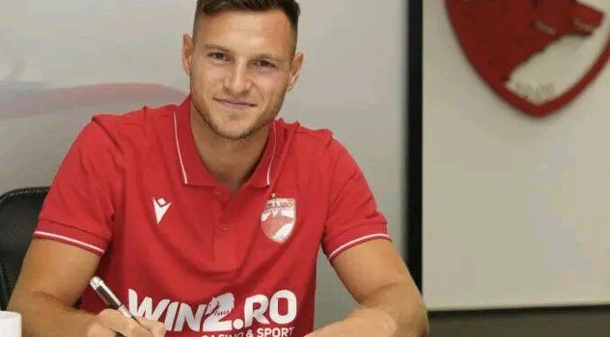 De ce antrenorul lui Dinamo, Zeljko Kopic, blochează transferul lui Dennis Politic la FCSB