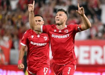 Защо евентуалният трансфер на Денис Политик в FCSB може да предизвика проблеми в Динамо