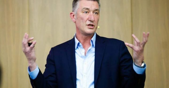 Златков приключва пореден мандат, ЦСКА продължава с разместването на персонала