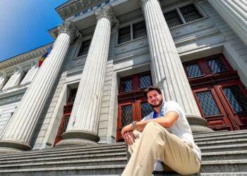 Tudor Băluță se întoarce acasă la Craiova cu un contract pe doi ani Citește mai mult