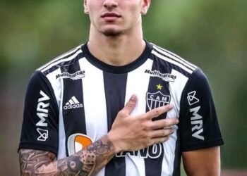 ЦСКА София изглежда е на път да привлече ново попълнение, търсейки начин да подсили атакуващия си състав. Клубът е в последните етапи от привличането на бразилския нападател Исак Агияр Томич. Прочетете още