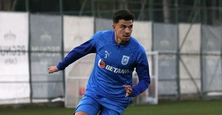 Robert Lăpădătescu (18 years old) has decided not to extend his contract with Universitatea Craiova. The midfielder has reached an agreement with CSM Slatina, from Liga 2.