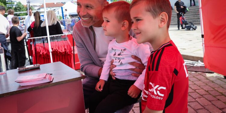 KIDS EXPO България – стотици детски усмивки и среща с любимеца Мартин Петров!