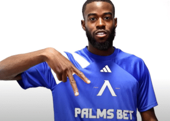 ⚠️🔵 ШОКИРАЩО РАЗКРИТТИЕ: Карл Фабиан може да пропусне първите два мача на Левски София от Лига Европа срещу Апоел Беер Шева ФК през следващия сезон, заедно с ключово трима в решаваща серия!