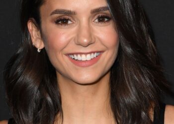 Нина Добрев купува правата за името на стадион на ЦСКА София, стадионът вече ще се нарича “Нина Арена”