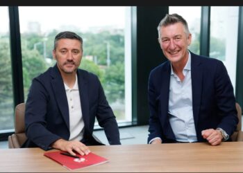 Новоназначеният треньор на ЦСКА София Душан Керkez вече подаде списък с играчи, които клубът ще привлече, за да спечели първенството през следващия сезон – второто име ще ви изненада