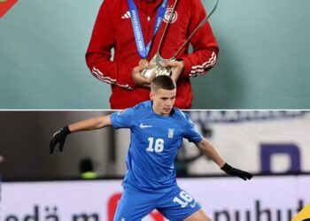 Най-накрая 16-годишният талант на Олимпиакос Христос Маузакитис се съгласява да премине в ЦСКА София с 7-годишен договор и изяви с гръцкия национален отбор в Лигата на нациите