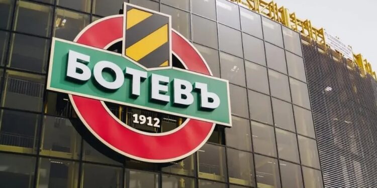 Ботев Пловдив поиска среща с Илиян Филипов, Сдружение “ПФК Ботев” и кмета на Пловдив