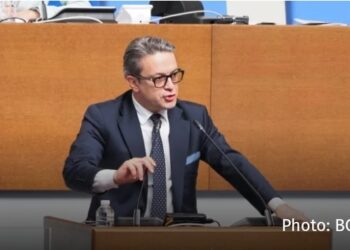 България на ръба: Мечта за еврозона или икономически кошмар? Една нация, разделена с наближаването на изборите