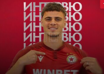 Теодор Иванов: Дръзката клетва да засенчи легендите – ще успее ли да пренапише историята на своето прочуто семейство завинаги?!