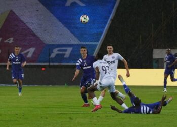 Локомотив София гледа към полузащитника на Левски Илиян Стефанов на фона на трансферния прозорец