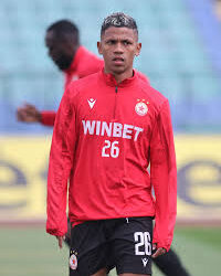 ЦСКА София иска да удължи договора си с колумбийския халф Марселино Кареасо Прочетете още