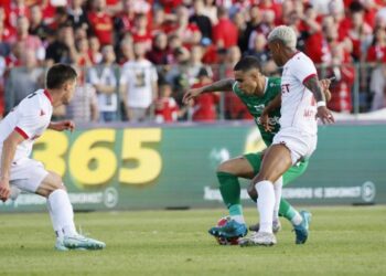 Възможно завръщане в Онсе Калдас за Марселино Кареасо след напускането на ЦСКА Прочетете още