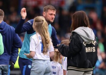 “Неочакван обрат: Искът на съпругата на капитана на ЦСКА за заплатата повдига въпроси около голямото му дарение”