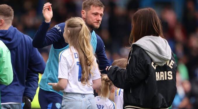 “Неочакван обрат: Искът на съпругата на капитана на ЦСКА за заплатата повдига въпроси около голямото му дарение”