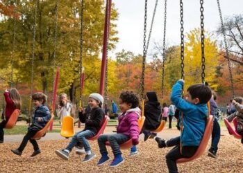 “Безпрецедентно: Треньор на ЦСКА дарява тримесечна заплата за изграждане на детска площадка за Деня на детето!”