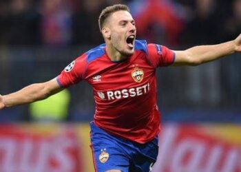 Невероятна лоялност: Защитник отказва милиони, взима по-малко за завръщане в ЦСКА!